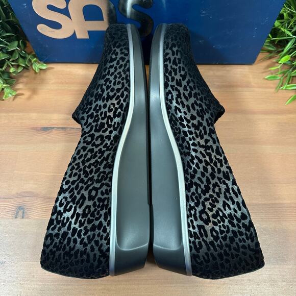 SAS Bliss Women's Slip On Wedge Black Leopard Size 11 Narrow - Picture 5 of 9